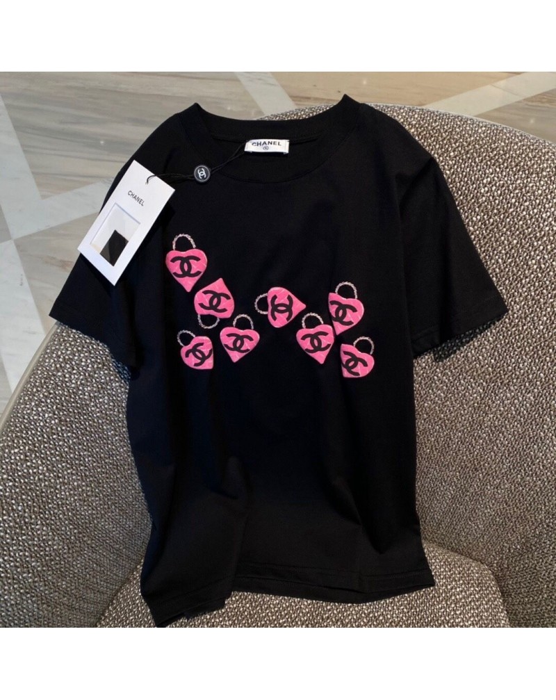 シャネル tシャツ半袖立体的心型ロゴ付き可愛いお洒落ティシャツトップスカジュアルファッション
