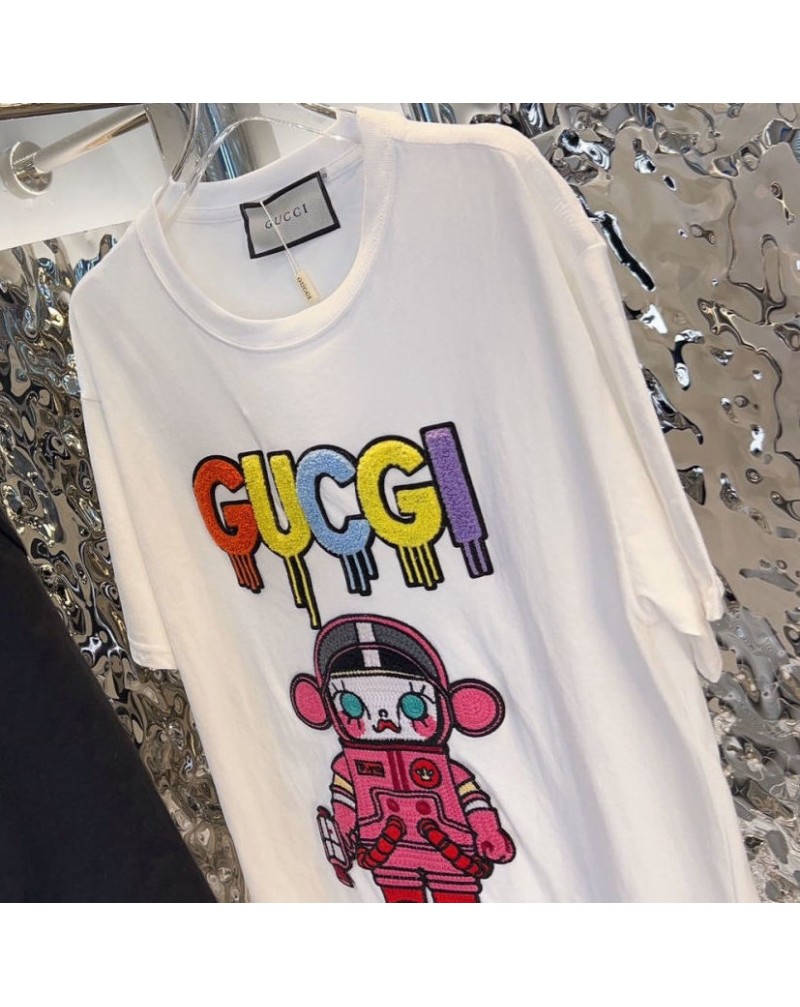 グッチtシャツ半袖個性潮流超人気トップス精緻立体的植の绒ロゴキャラクター付き女性人気